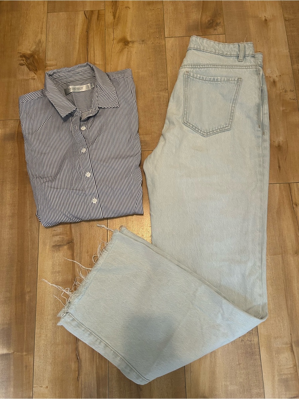 Casual Chic Bundle | Garage Wide Leg Jeans (7) & Simons Stripe Blouse (S)